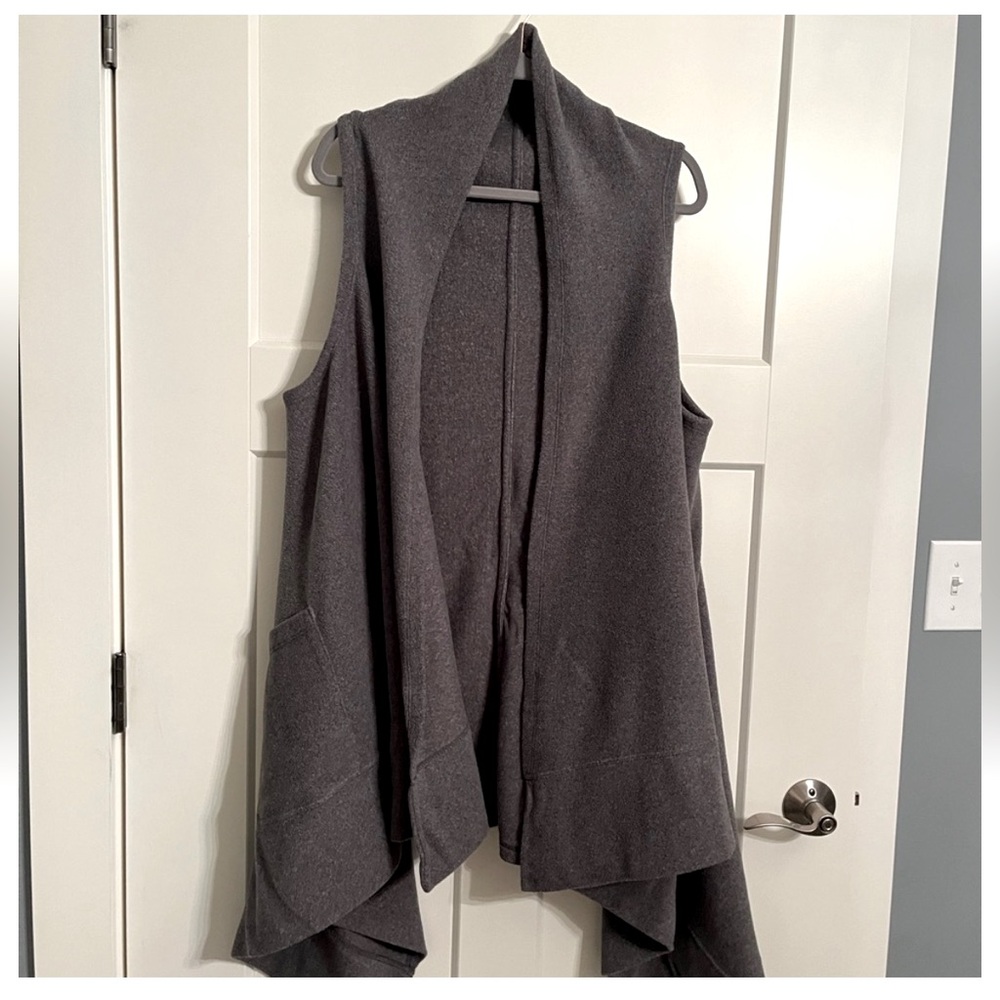 Cuddl Duds Charcoal + Black Fleece Dusters